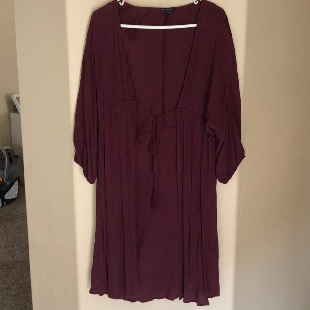 American Eagle Burgundy Kimono